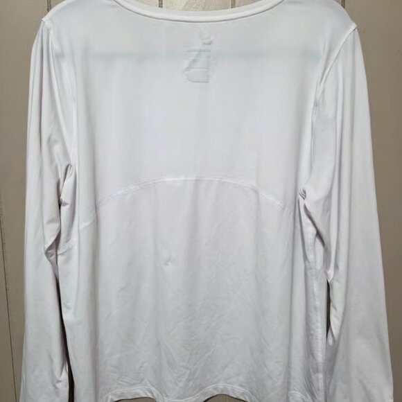 All In Motion shirt - Picture 5 of 5